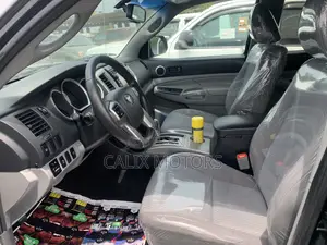 Toyota Tacoma 2013 Black