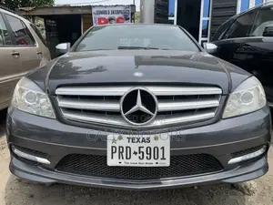 Mercedes-Benz C300 2010 Gray