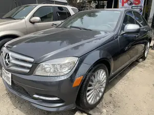 Mercedes-Benz C300 2010 Gray