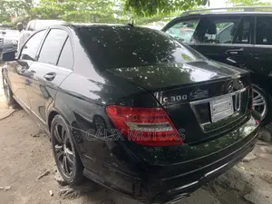 Mercedes-Benz C350 2010 Black