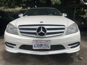 Mercedes-Benz C300 2010 White