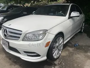 Mercedes-Benz C300 2010 White