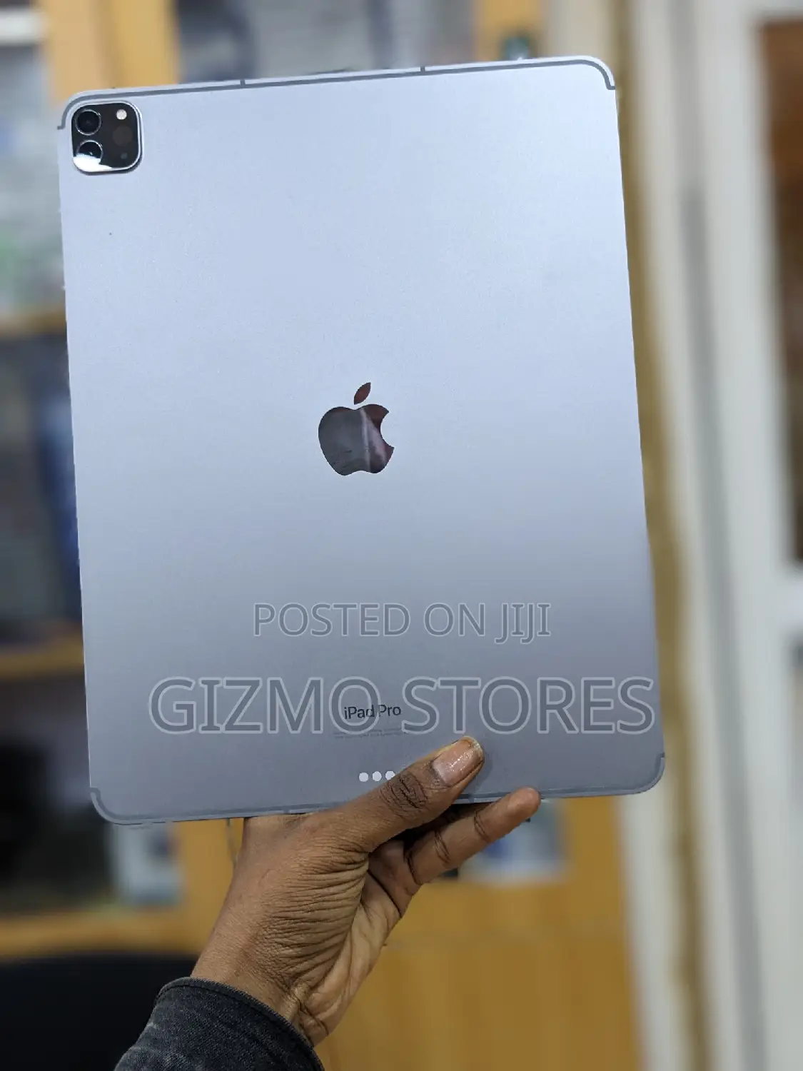 Apple iPad Pro 12.9 (2022) 256 GB Gray