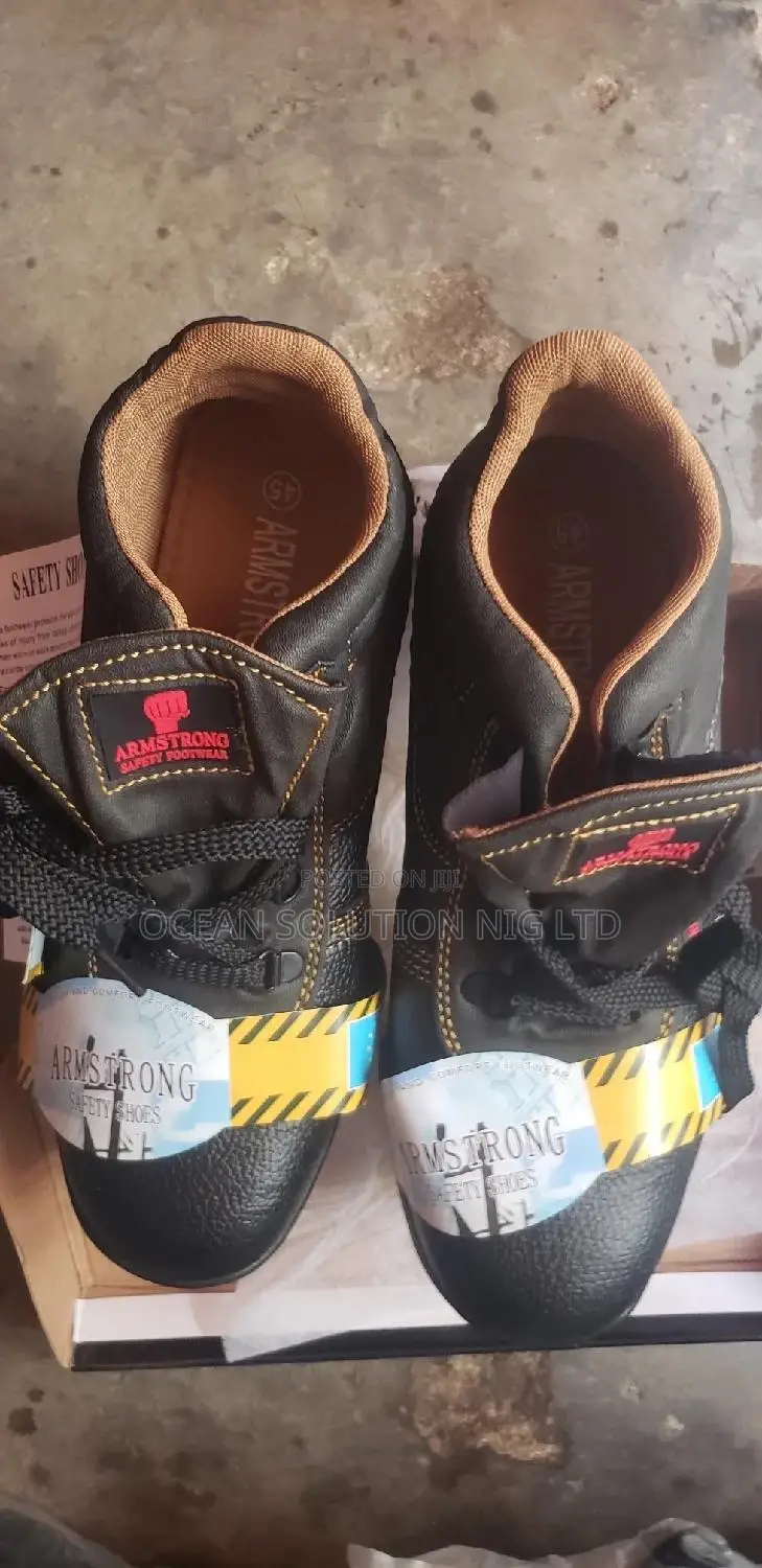 Safety Shoes All Sizes Available For Supply
