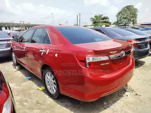 Toyota Camry 2014 Red