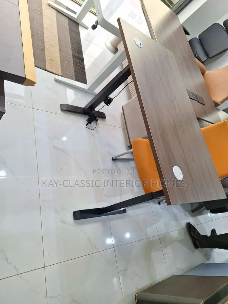Electric Adjustable Height Desk