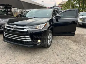 Toyota Highlander 2015 Black