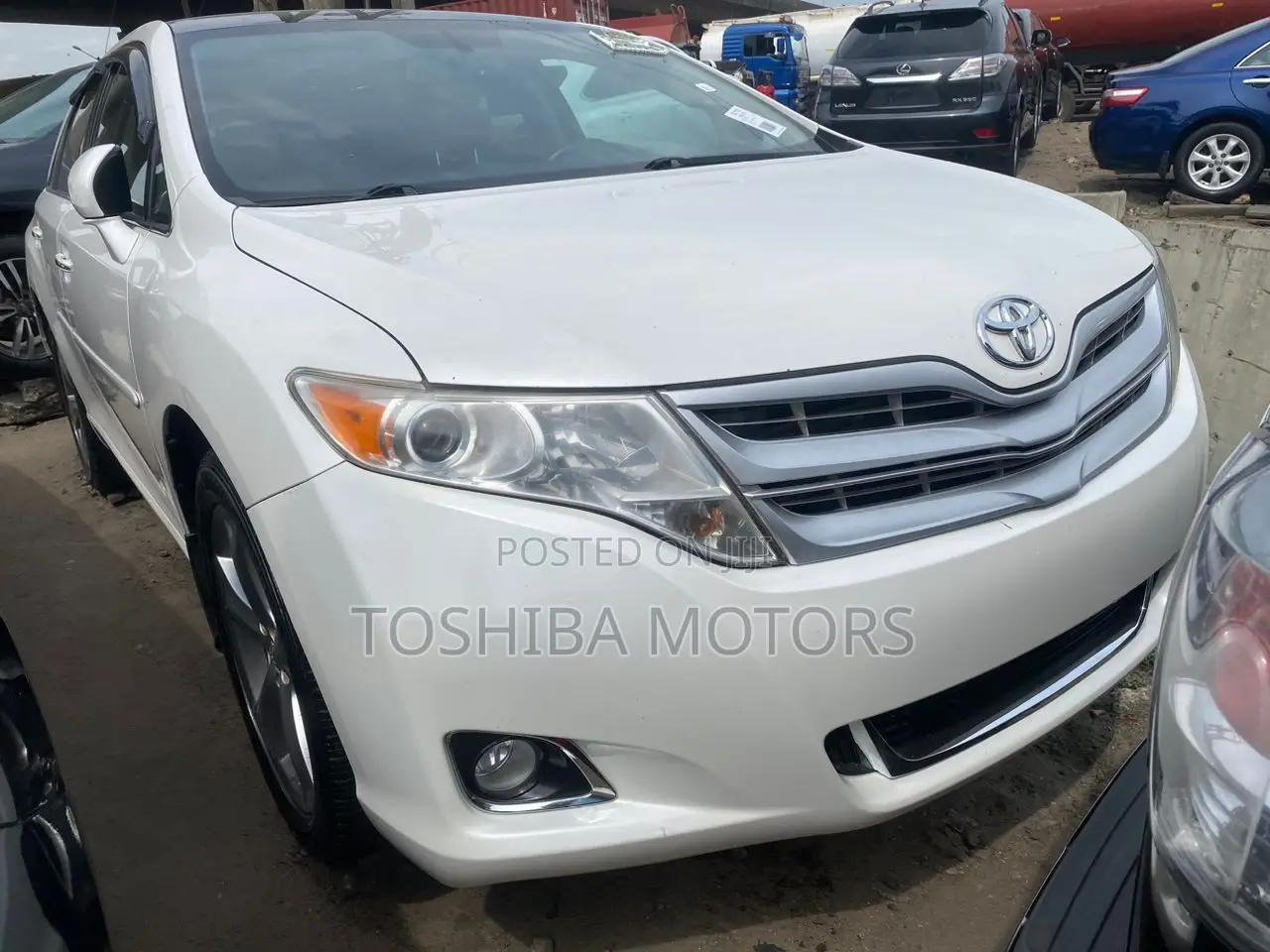 Toyota Venza V6 AWD 2011 White