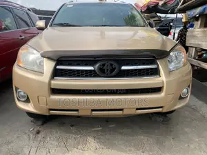 Toyota RAV4 2.5 Sport 2011 Gold
