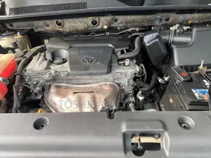 Toyota RAV4 2.5 Sport 2011 Gold