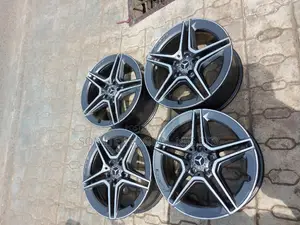AMG Alloyed Rim Benz 18inch