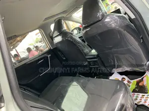 Toyota RAV4 XLE Premium 2021