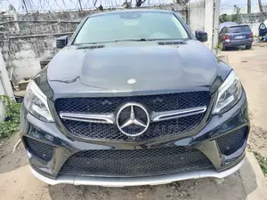 Mercedes-Benz GLE-Class 2019 Black