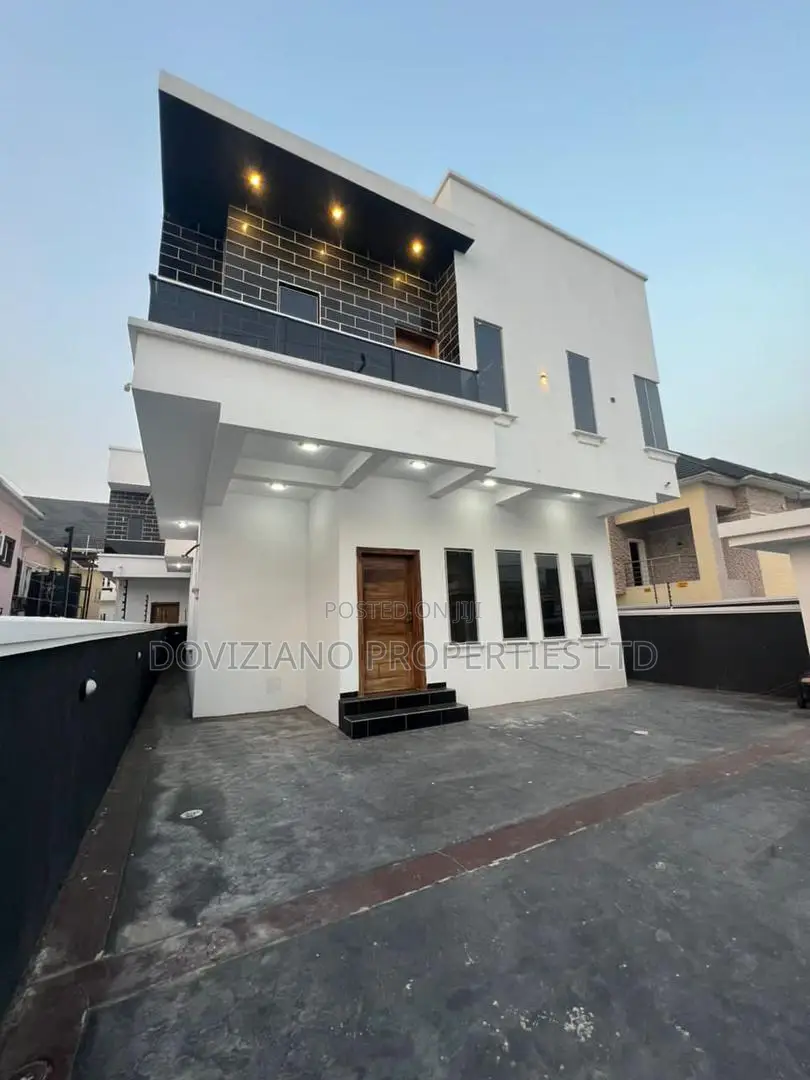 5bdrm Duplex in Agungi for sale