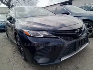 Toyota Camry 2018 Black