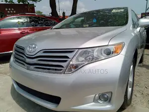 Toyota Venza V6 AWD 2010 Silver