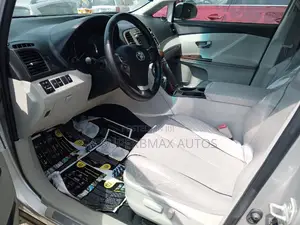 Toyota Venza V6 AWD 2010 Silver