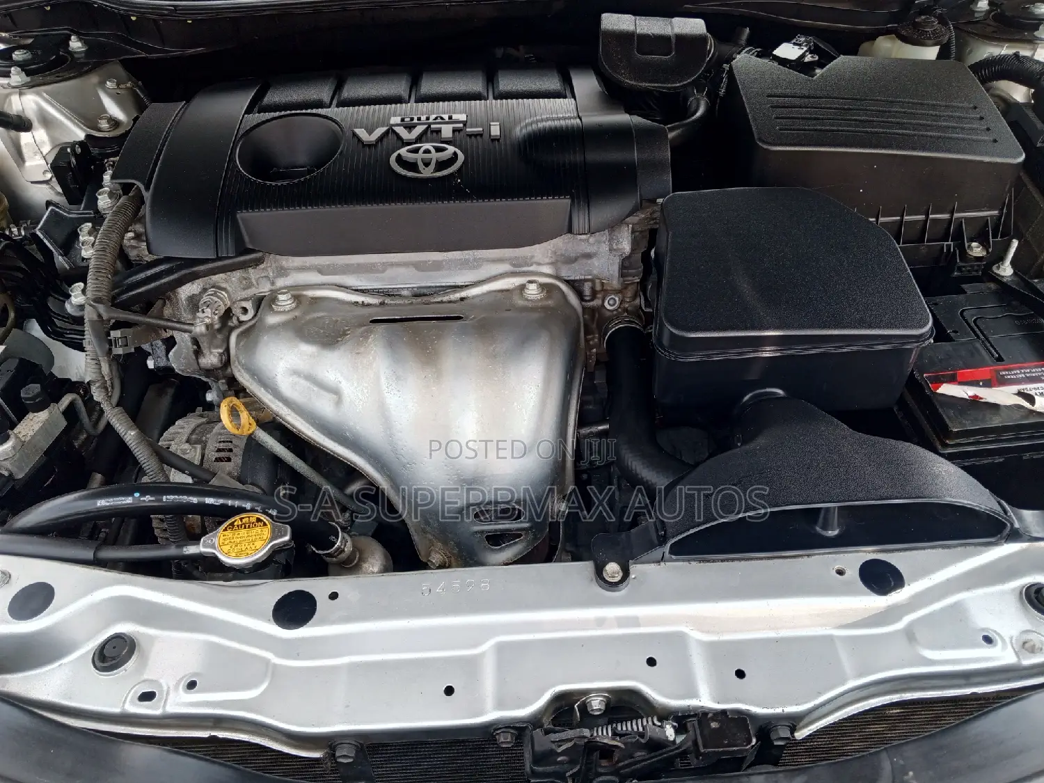 Toyota Camry 2010 Silver