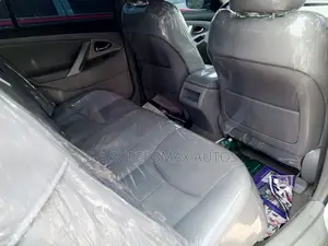 Toyota Camry 2010 Silver