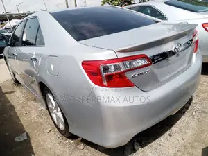 Toyota Camry 2013 Silver
