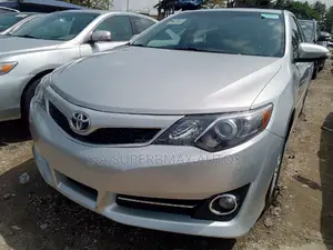 Toyota Camry 2013 Silver