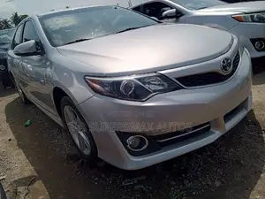 Toyota Camry 2013 Silver