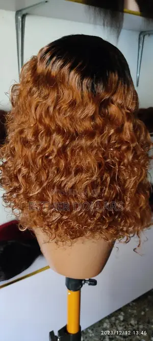 T/30 Bouncy Closure Luxury Blend Wig