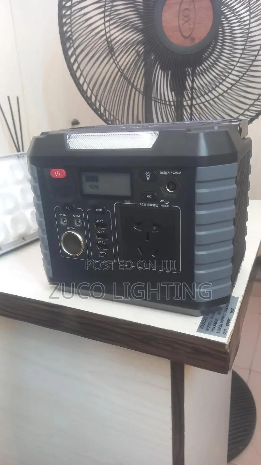 800watts All in One Solar Generator With Separate Panels