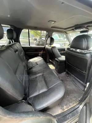 Nissan Pathfinder LE AWD SUV (3.5L 6cyl 4A) 2003 Gold