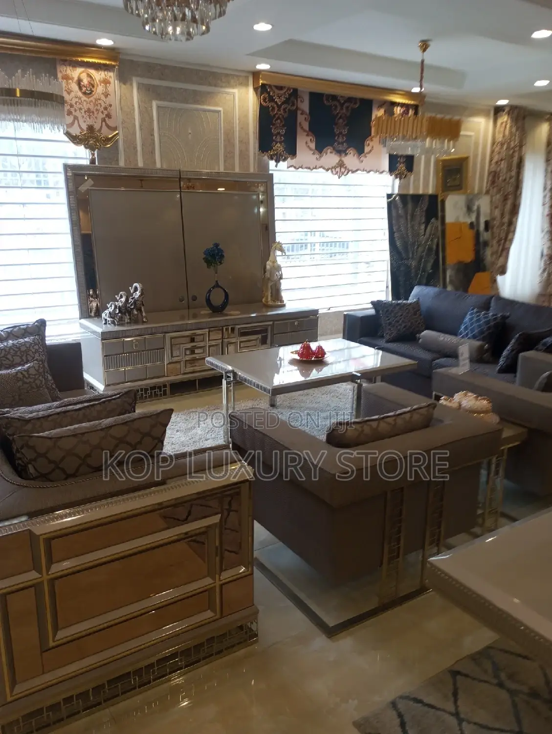 Executive Sofa Set