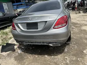 Mercedes-Benz C300 2016 Gray