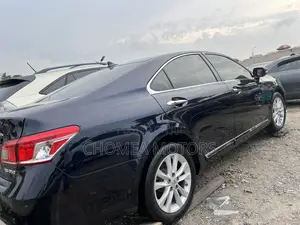Lexus ES 2012 Blue