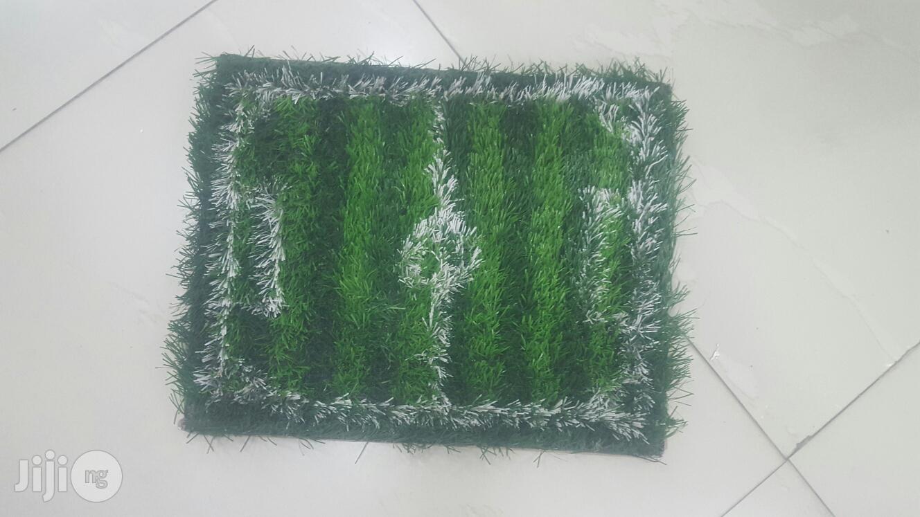 New & High Quality Artificial Grass Carpet For Homes & Gardens.