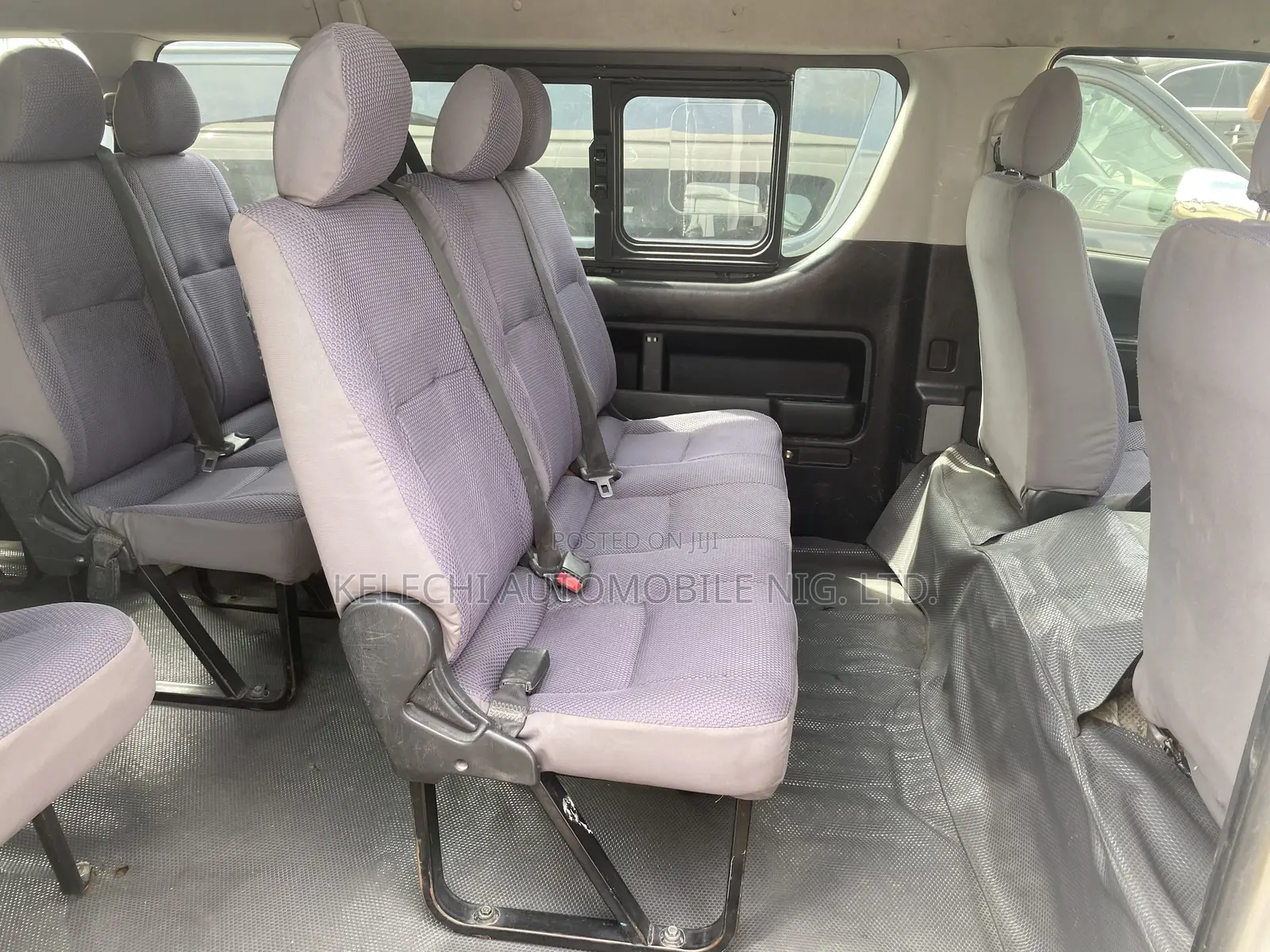 Toyota HiAce 2016 White