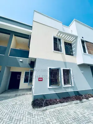 4bdrm Duplex in Chevron Conservation, Lekki for rent