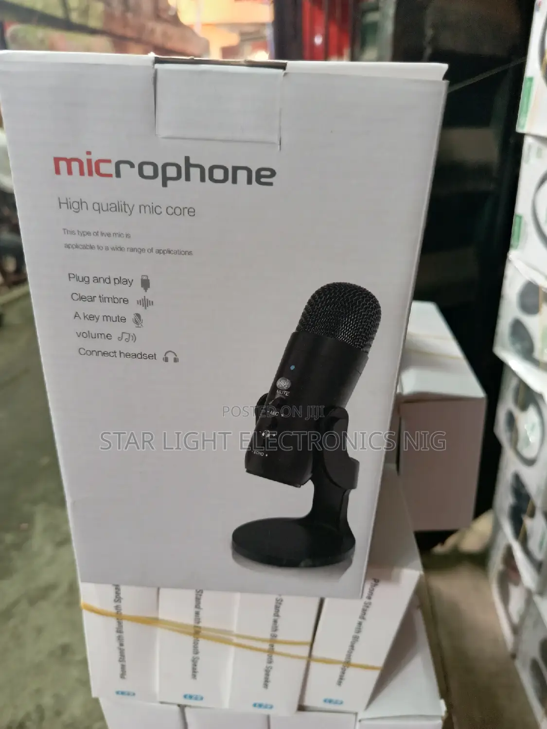 Microphone