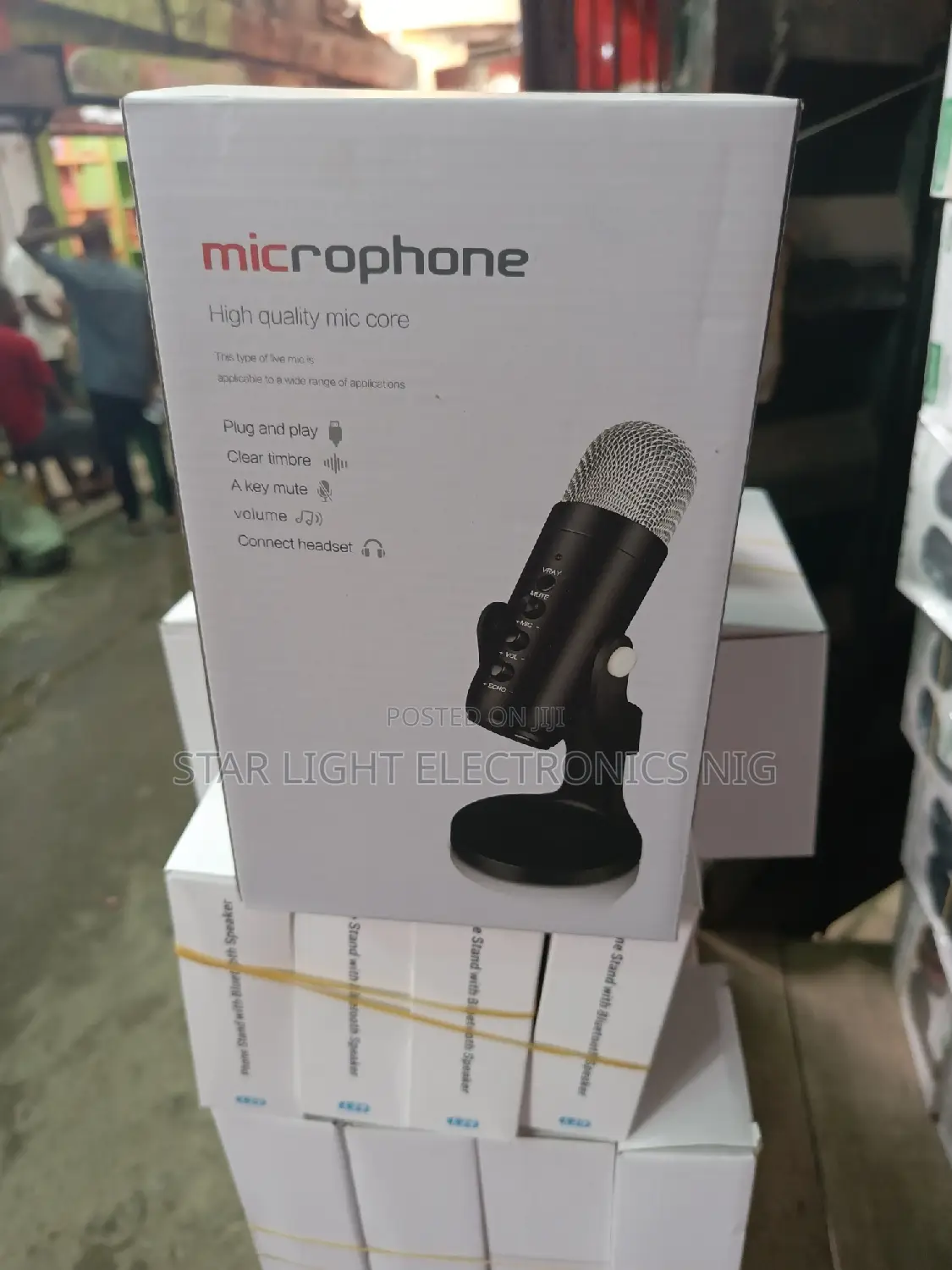 Microphone