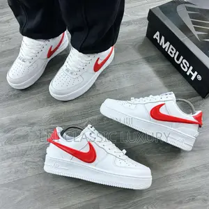 Classic Men's Sneakers Nike Available in Store