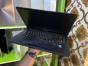 Laptop Samsung NP400B2B 8GB Intel Core I5 HDD 500GB