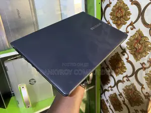 Laptop Samsung NP400B2B 8GB Intel Core I5 HDD 500GB