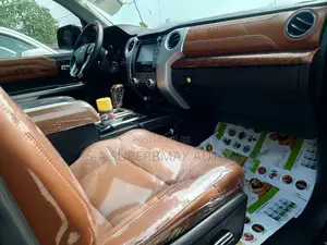 Toyota Tundra 2018