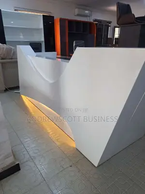 Photo - Receptionist Office Table 2800cm (2.8mtrs)