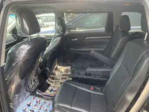 Toyota Highlander 2014 Black