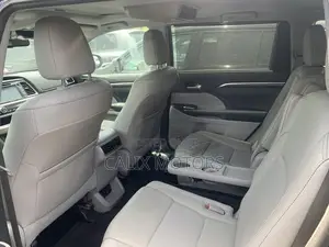 Toyota Highlander 2015 Blue