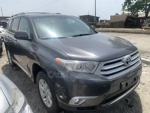 Toyota Highlander 2012 Gray