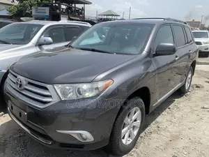 Toyota Highlander 2012 Gray
