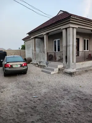 4bdrm Bungalow in Ajah for sale