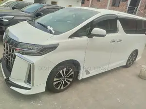 Toyota Alphard 2022 White