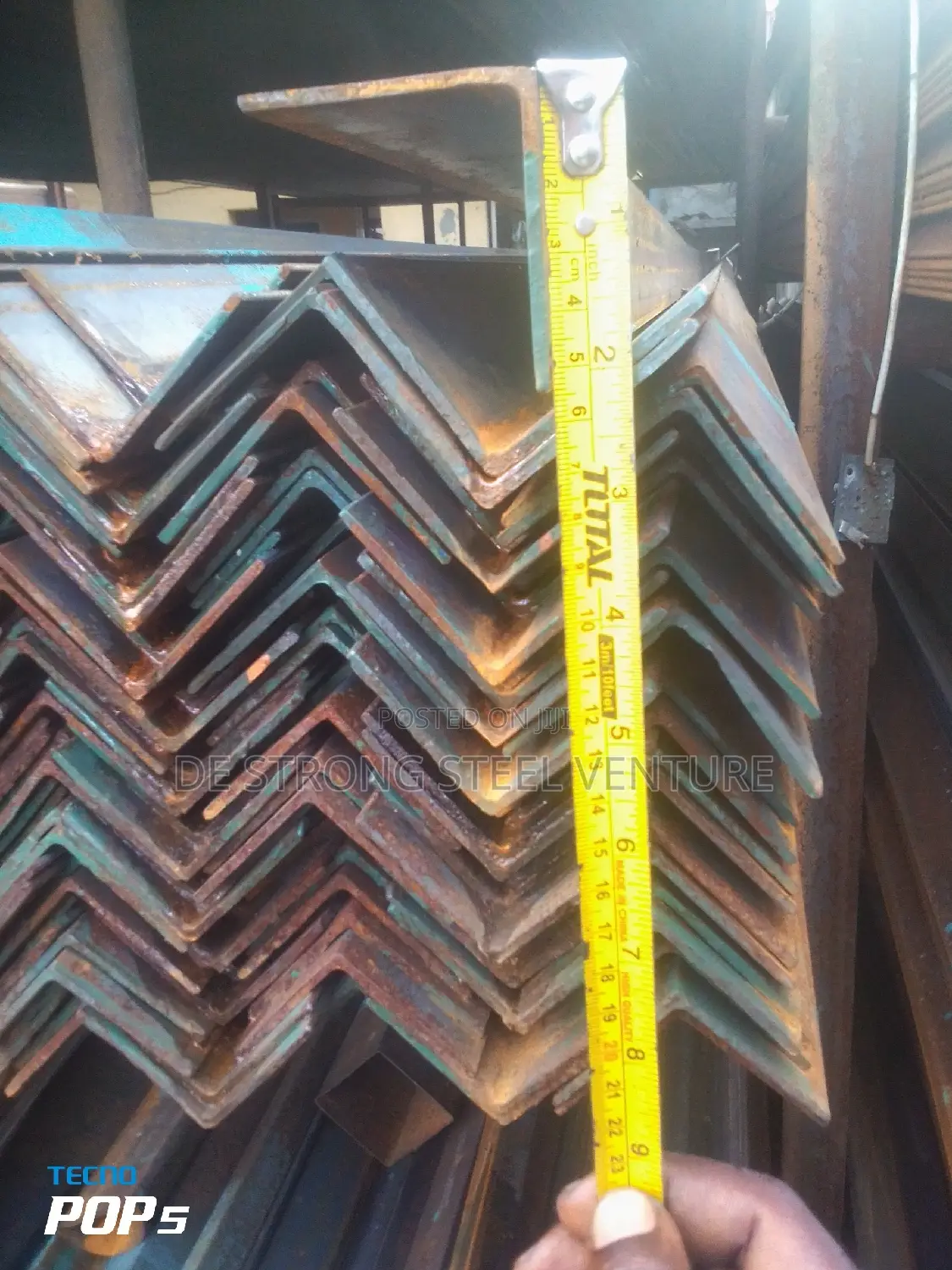 60 X 60 ( 2 1⁄2 X 2 1⁄2 ) Angle Bar
