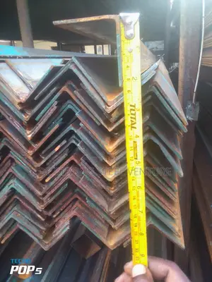60 X 60 ( 2 1⁄2 X 2 1⁄2 ) Angle Bar